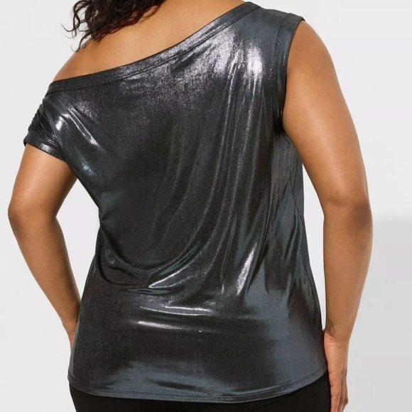 NWT Torrid | Liquid Black Blouse - Picture 5 of 10